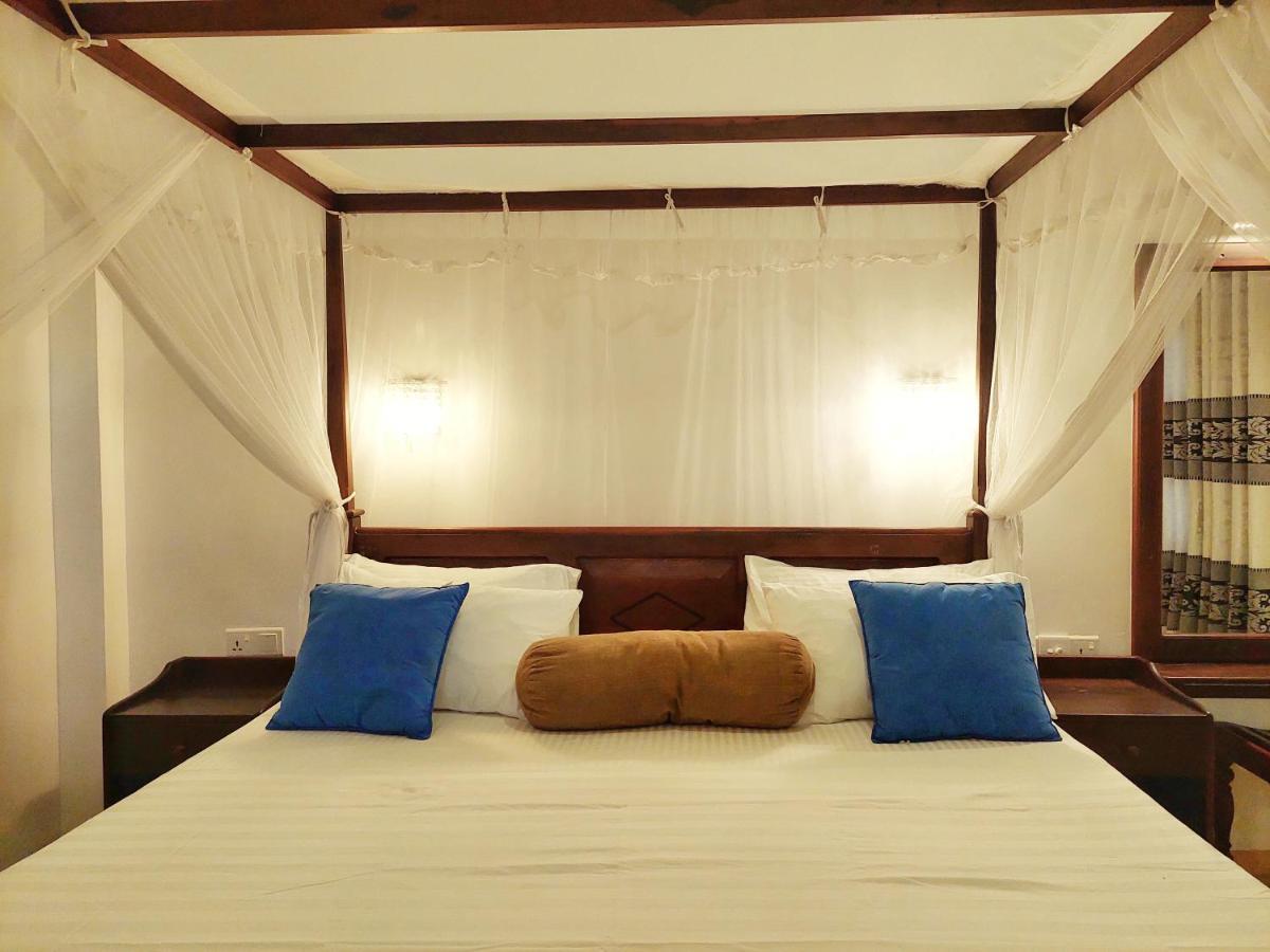 Sweden Inn Guesthouse Hikkaduwa Eksteriør bilde