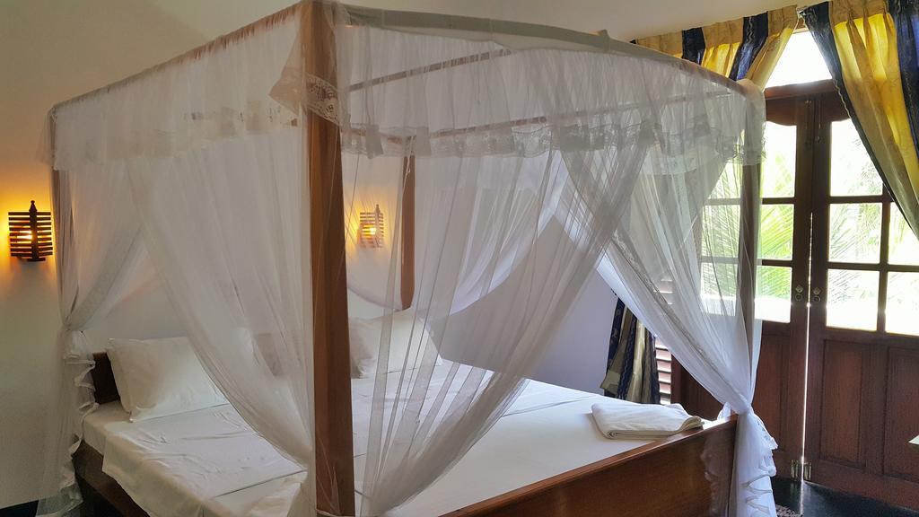 Sweden Inn Guesthouse Hikkaduwa Rom bilde