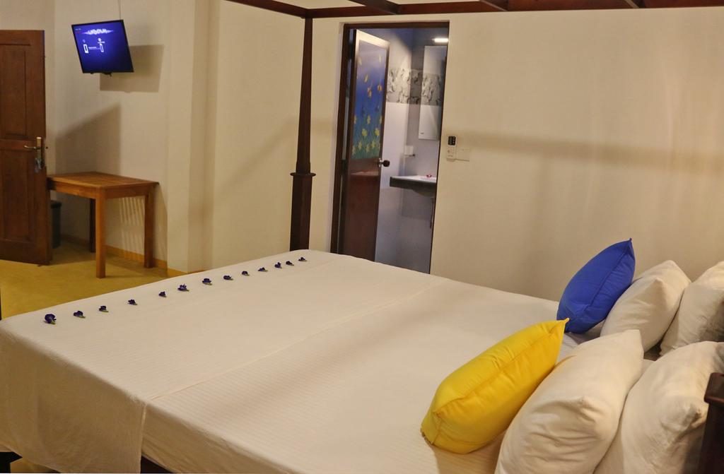 Sweden Inn Guesthouse Hikkaduwa Eksteriør bilde